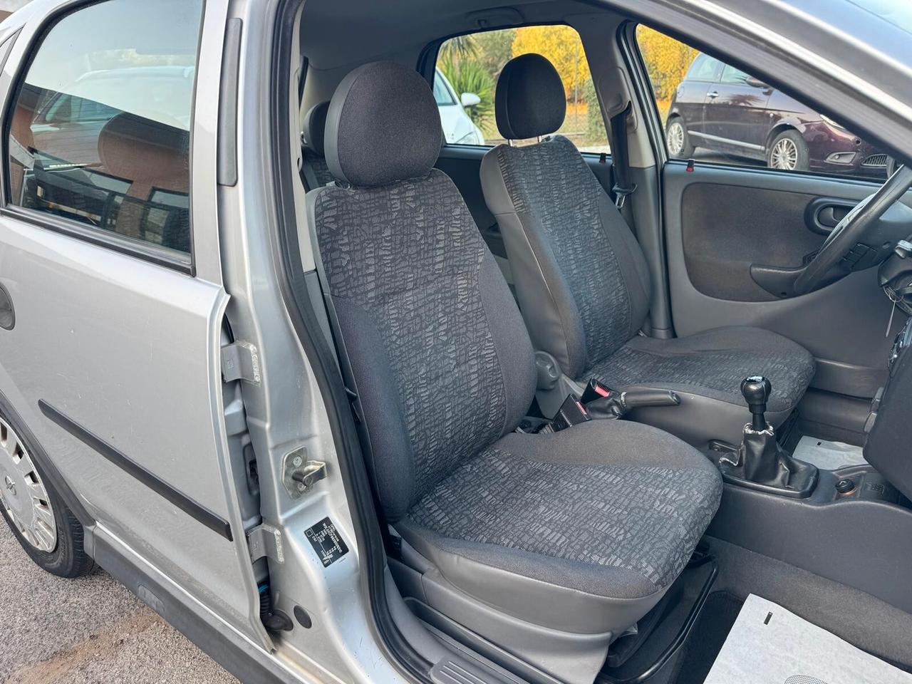 Opel Corsa 1.2 BENZ 75CV 5P UNIPRO 2002