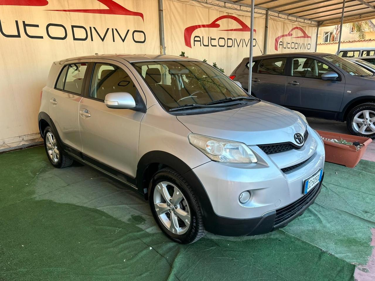 Toyota Urban Cruiser 1.4 D-4D AWD Luxury 4X4