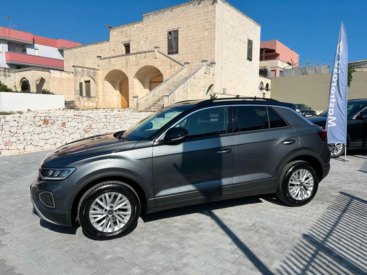 Volkswagen T-Roc 1.0 TSI Life