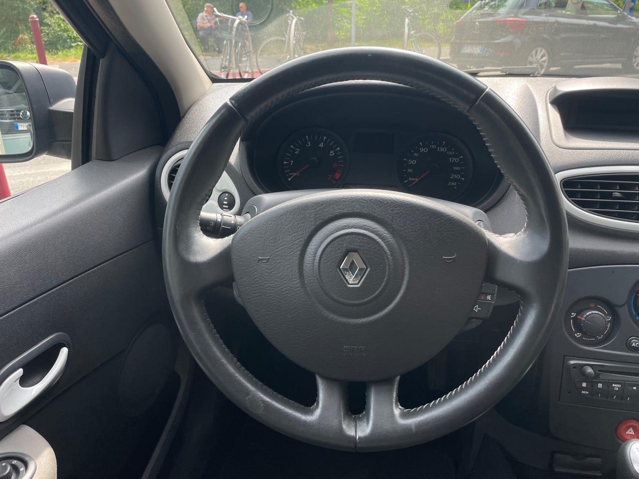 Renault Clio 1.2 16V 5 porte/1PROP/GARANZIA 12 MESI