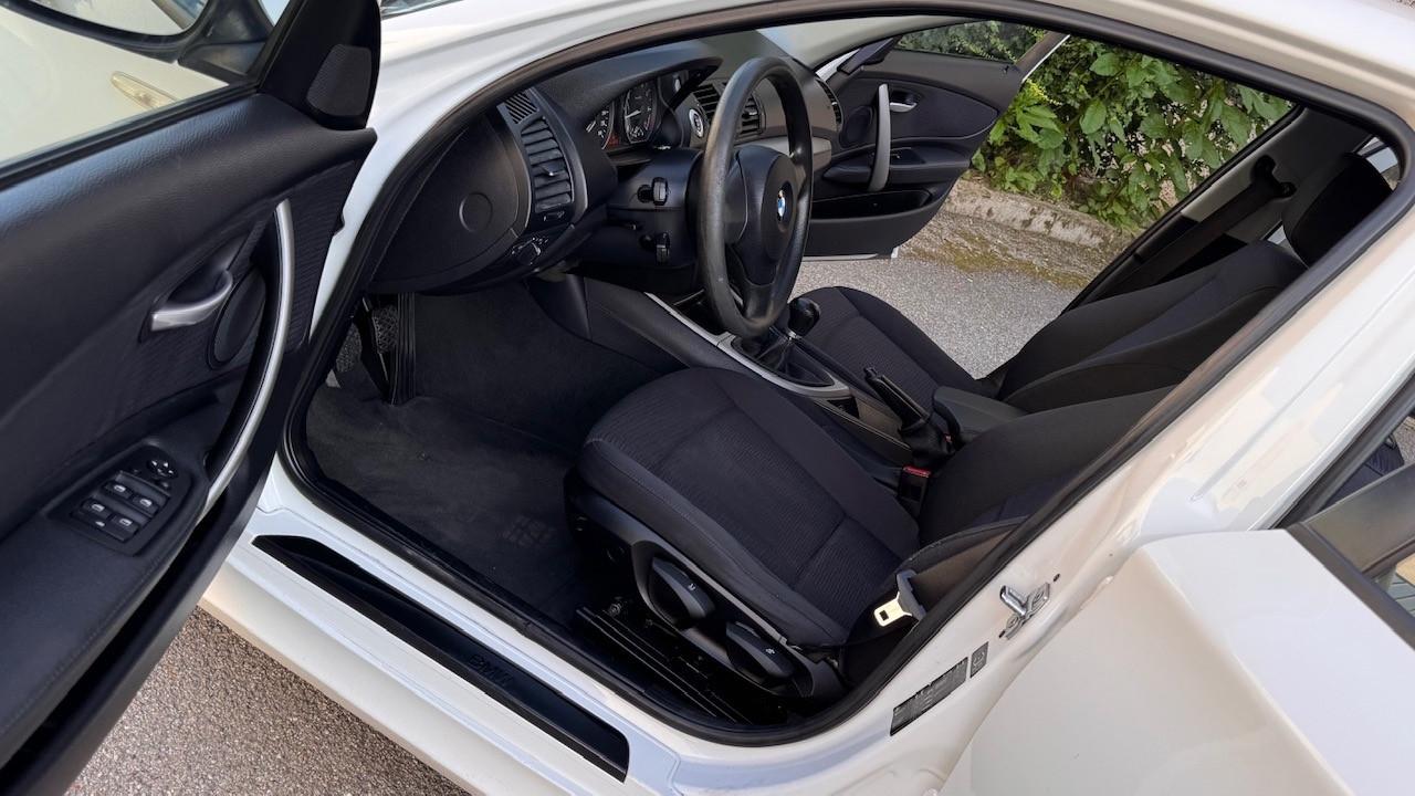 Bmw 116 116i cat 5 porte Attiva