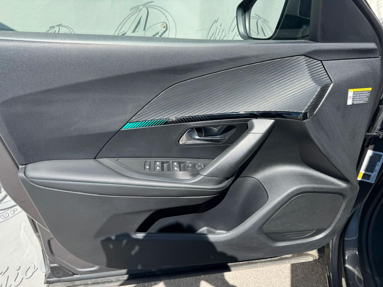 Peugeot 2008 1.2 PureTech 130cv S&S Allure