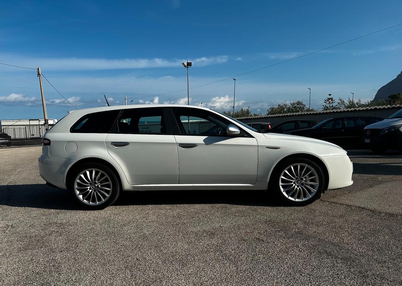 Alfa Romeo 159 2.0 JTDm 136 CV Sportwagon Super
