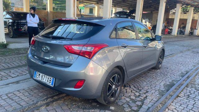 HYUNDAI i30 1.6 CRDi 5p. Comfort OK NEOPATENTATI