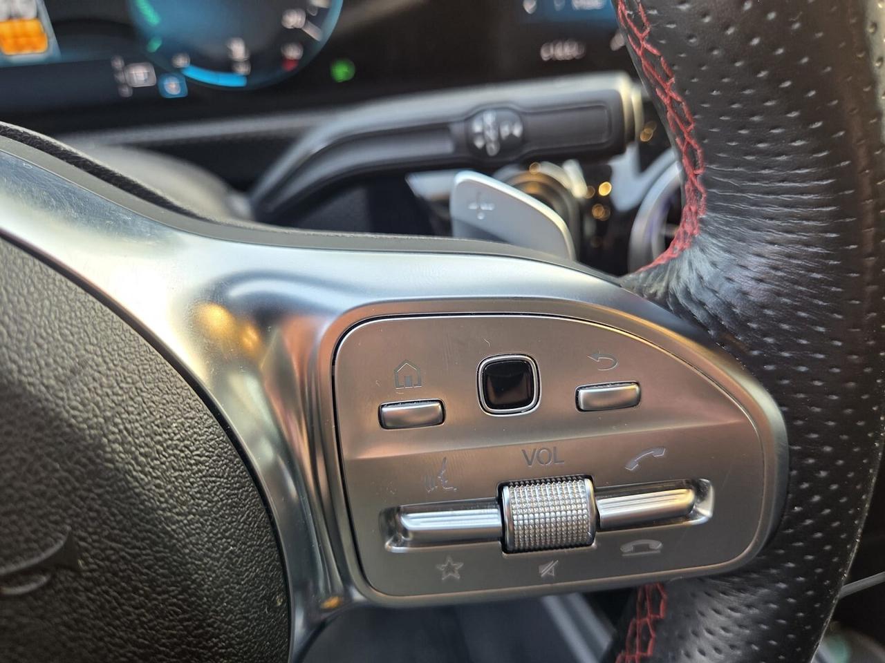 CLASSE A 180 d PREMIUM 2021 AMG solo 60.000Km