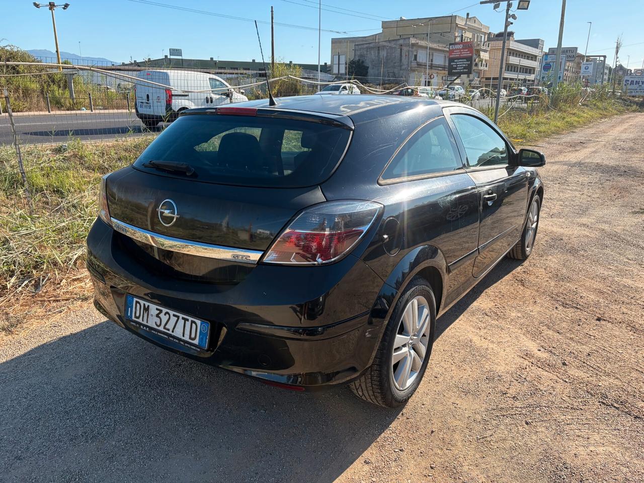 OPEL ASTRA GTC 1.7 CDTI 101CV ANNO 2008 195000 KM