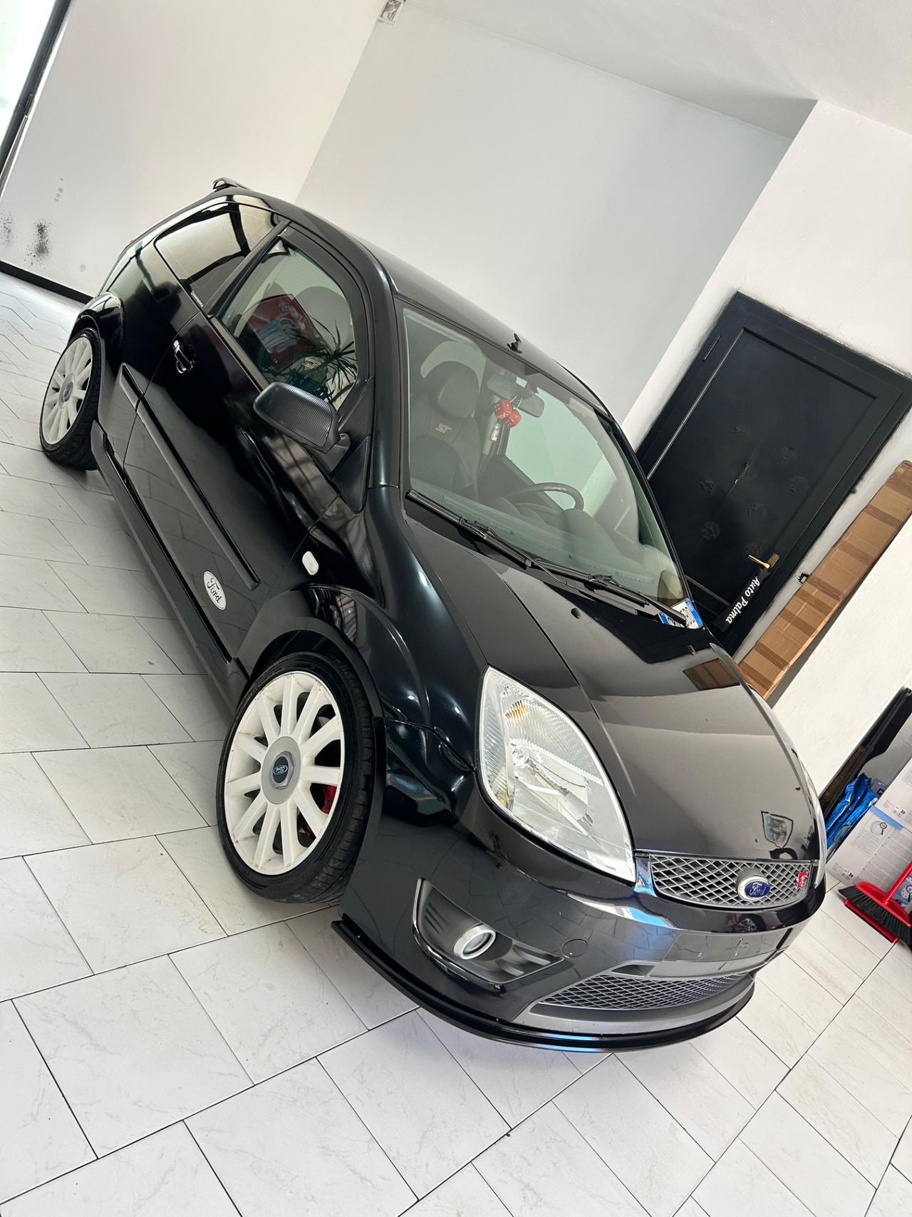Ford Fiesta 2.0 16V 3p. ST motore NUOVO