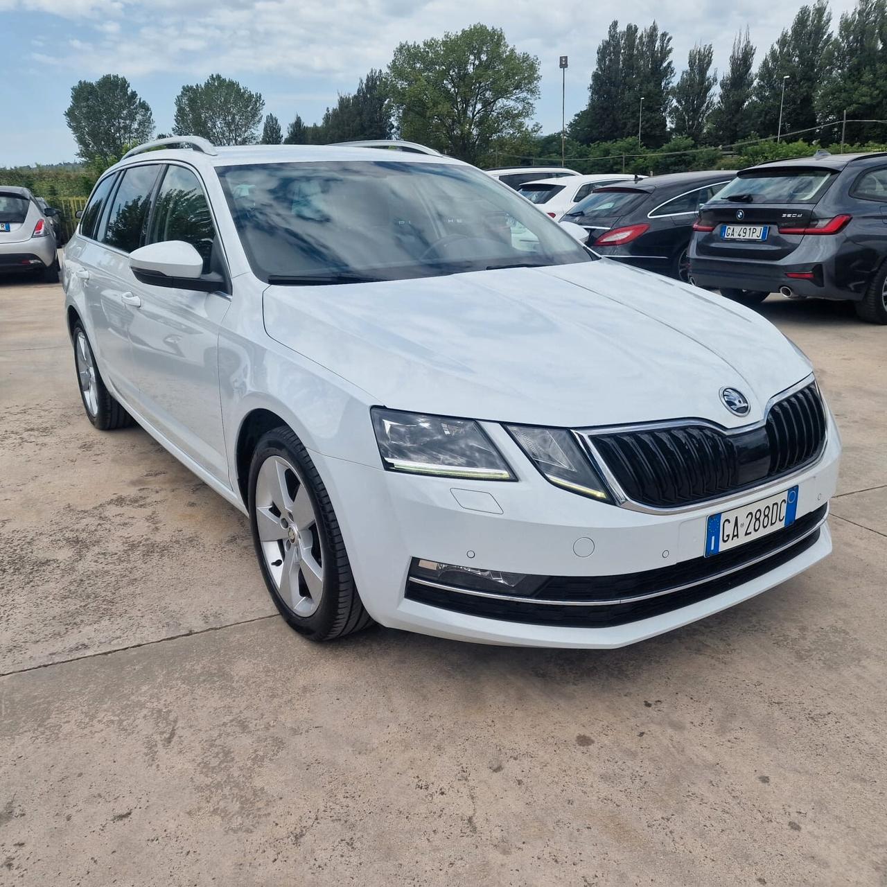 Skoda Octavia 1.5 DSG Wagon Ambition G-Tec GANCIO TRAINO UNICO PROPRIETARIO