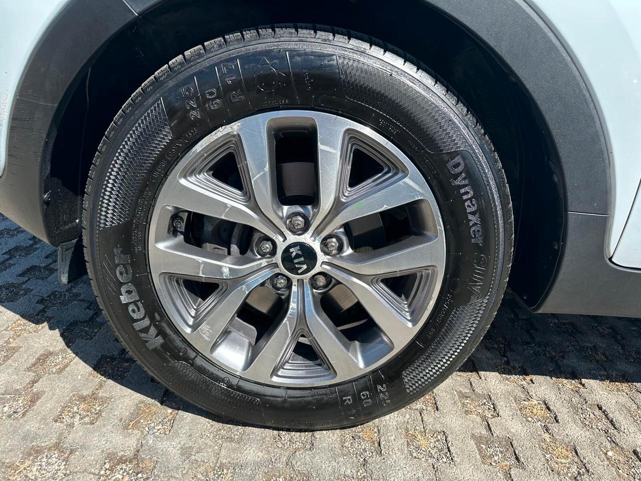 Kia Sportage 1.7 CRDI VGT 2WD high tech-2015