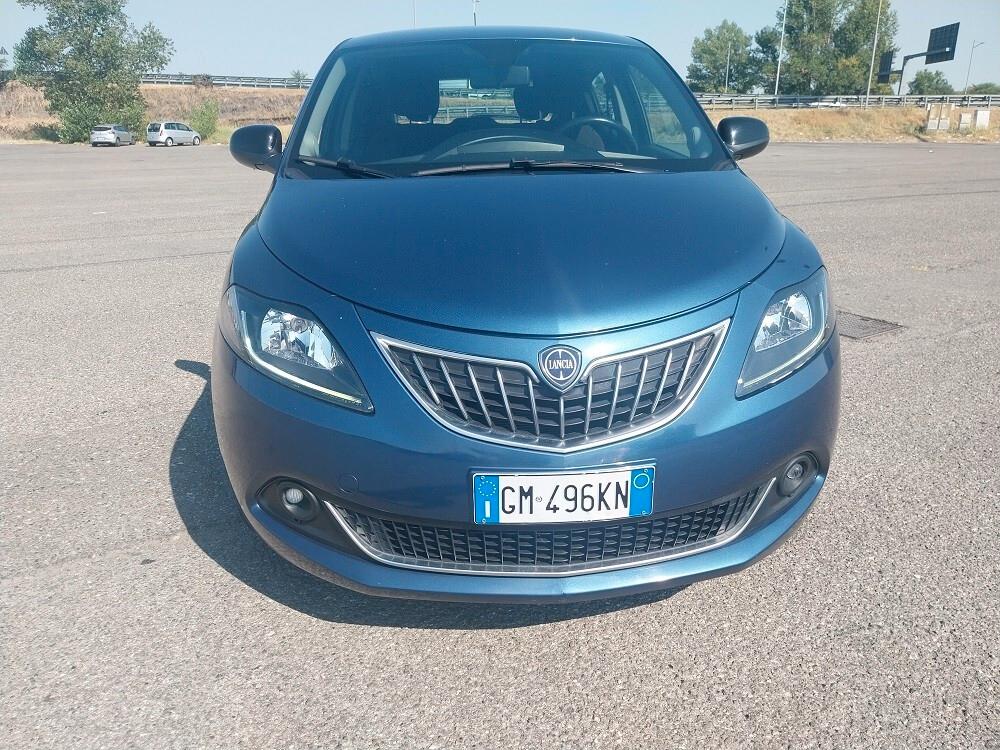 Lancia Ypsilon 1.0 FireFly 5 porte S&S Hybrid Alberta Ferretti