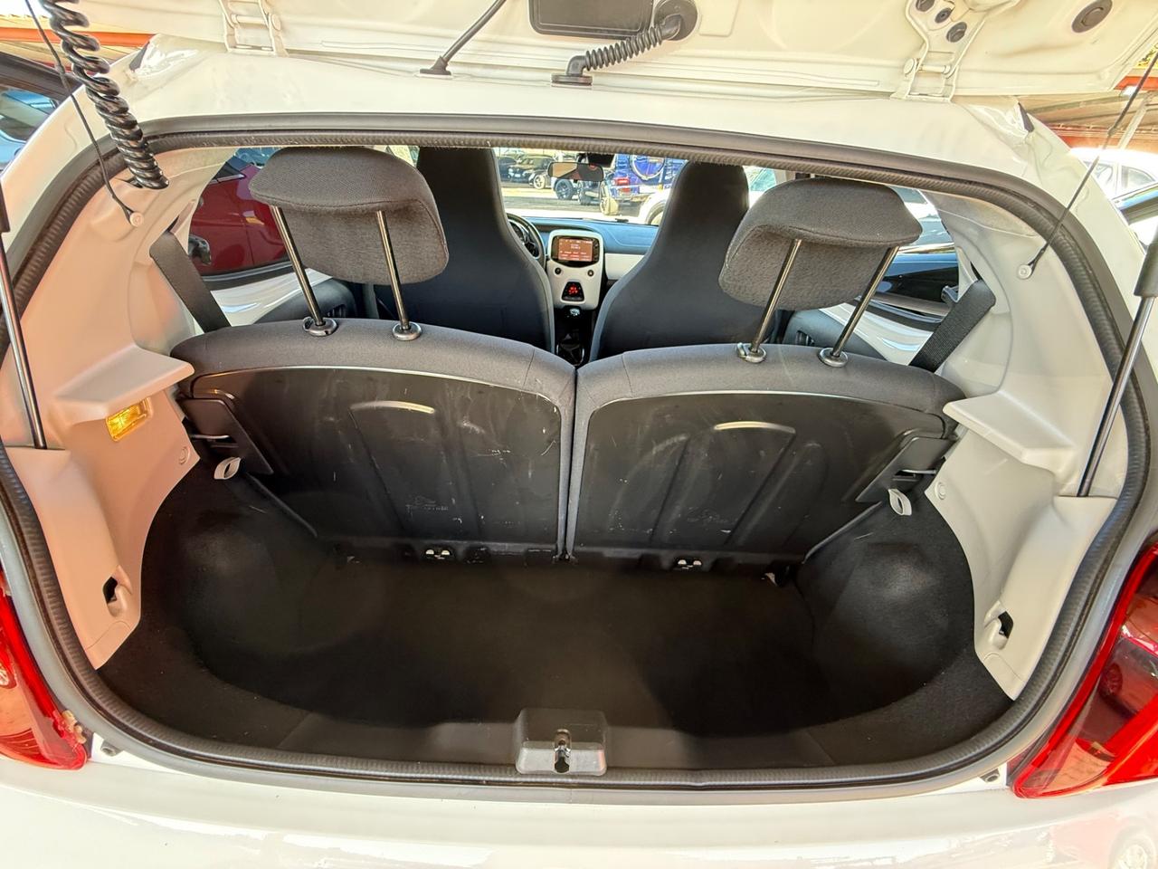 108 1.2 CABRIO Allure/neopatentati/rate/permute