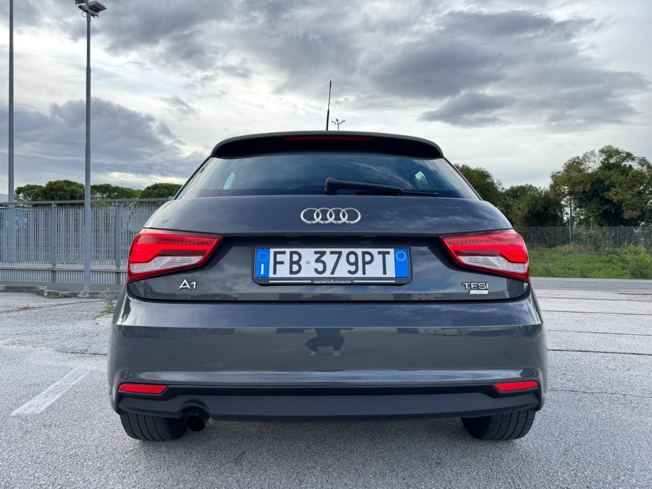 AUDI A1 SPORTBACK 1.0 TFSI Metal Plus