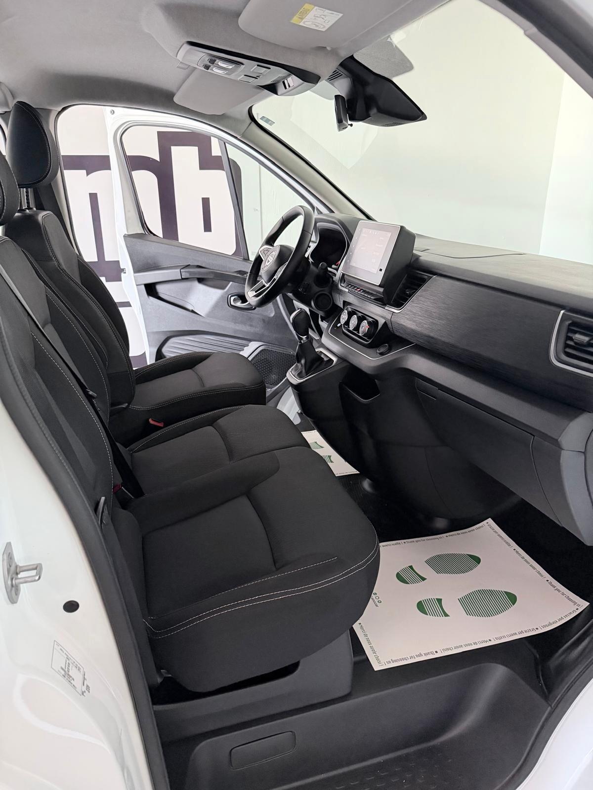 Nissan Primastar 2.0 dCi 150CV 9 POSTI L2H1