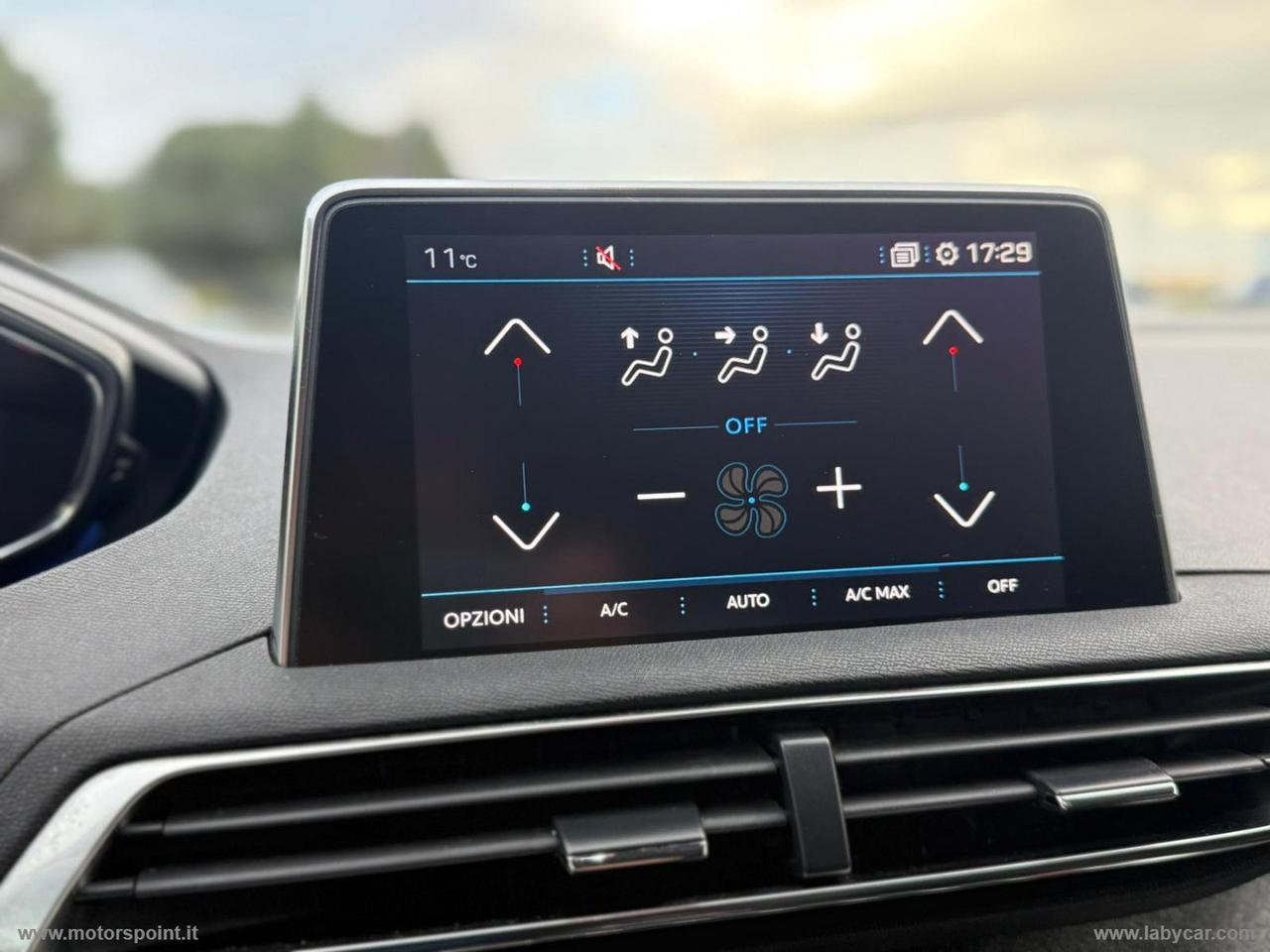 PEUGEOT 5008 BlueHDi 130 S&S EAT8 Crossway