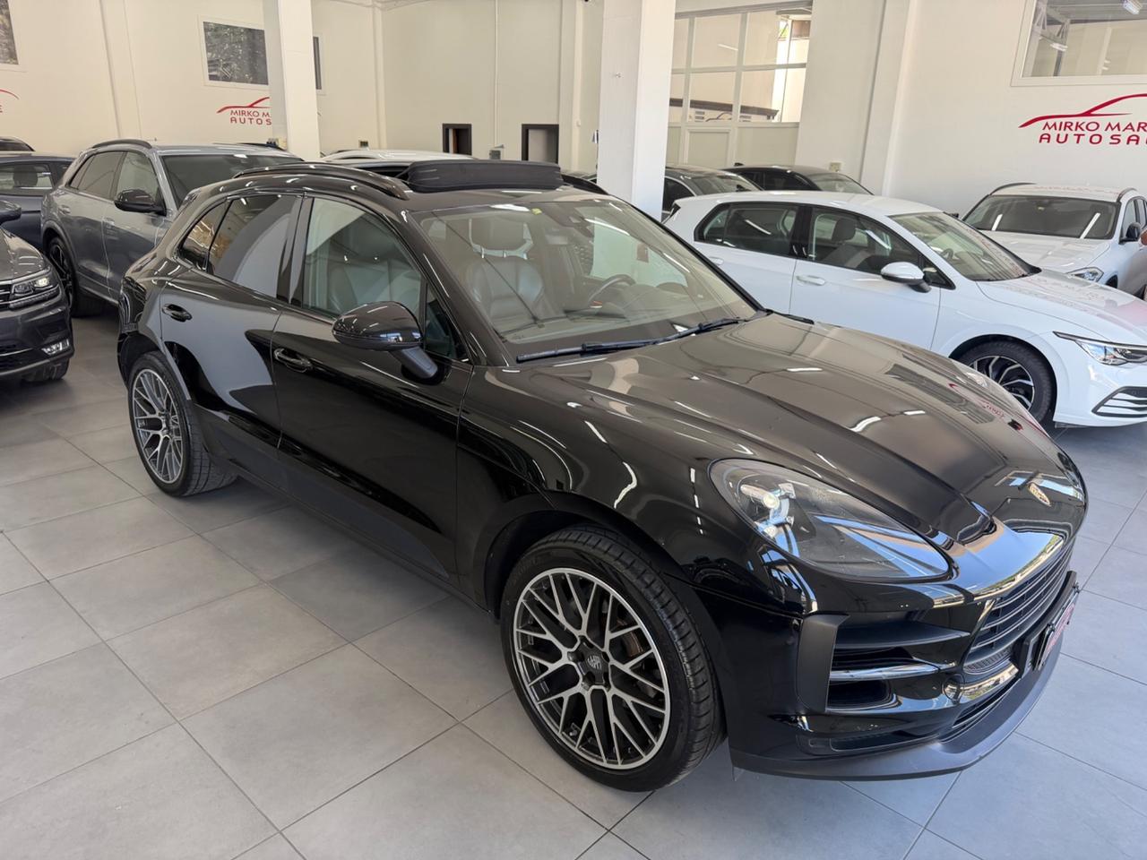 Porsche Macan 2.0 245 TETTO FULL finanziabile