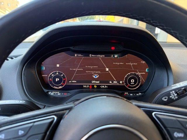AUDI Q2 35 TDI quattro S tronic Identity Black