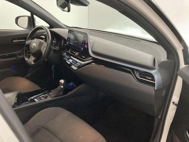 Toyota C-HR C-HR 2.0 Hybrid E-CVT Trend