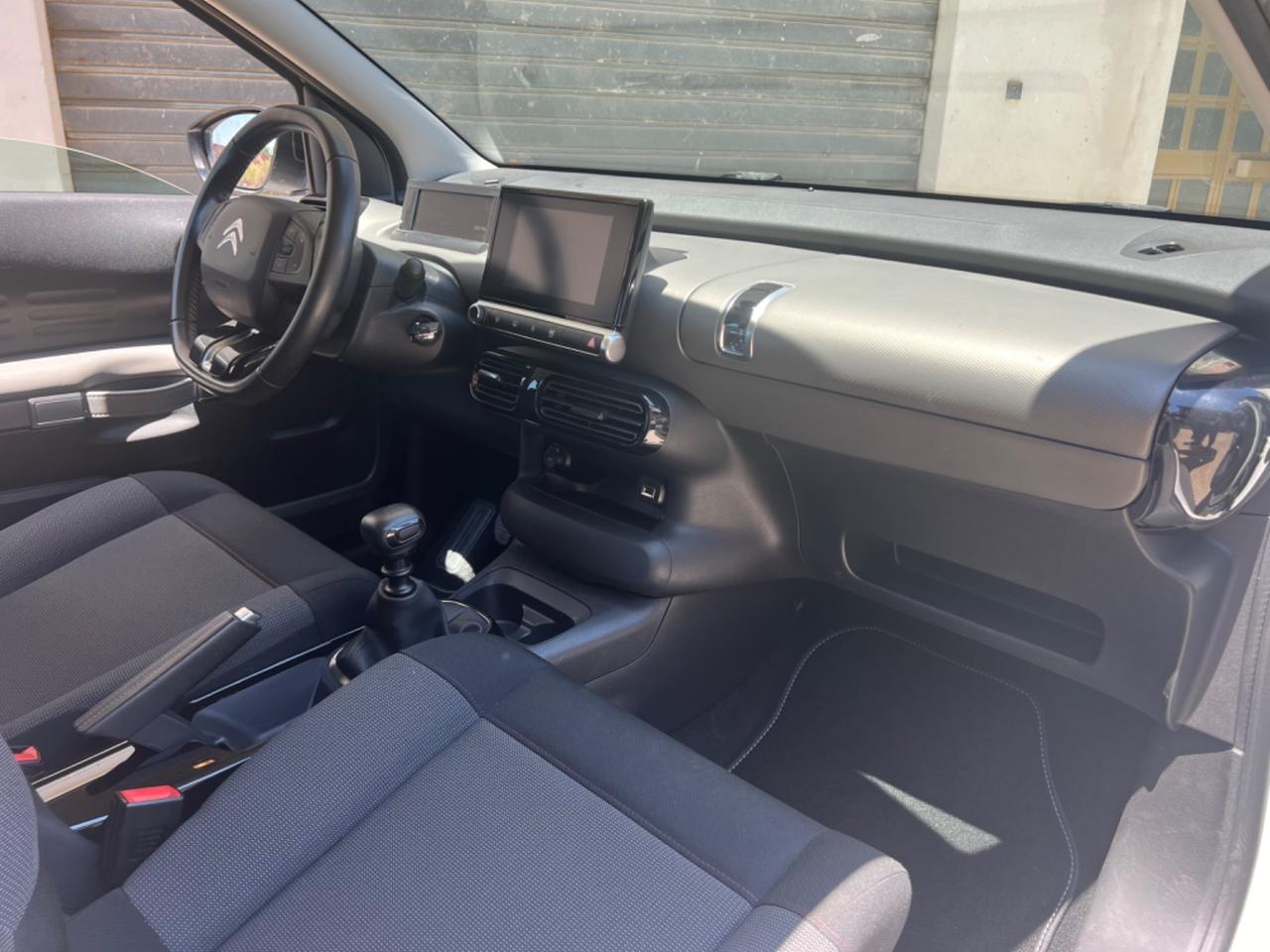 Citroen C4 Cactus BlueHDi 100 S&S Shine Pack