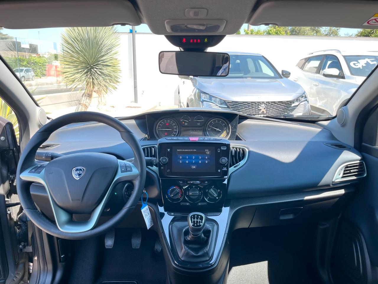 Lancia Ypsilon 1.0 FireFly 5 porte S&S Hybrid Gold