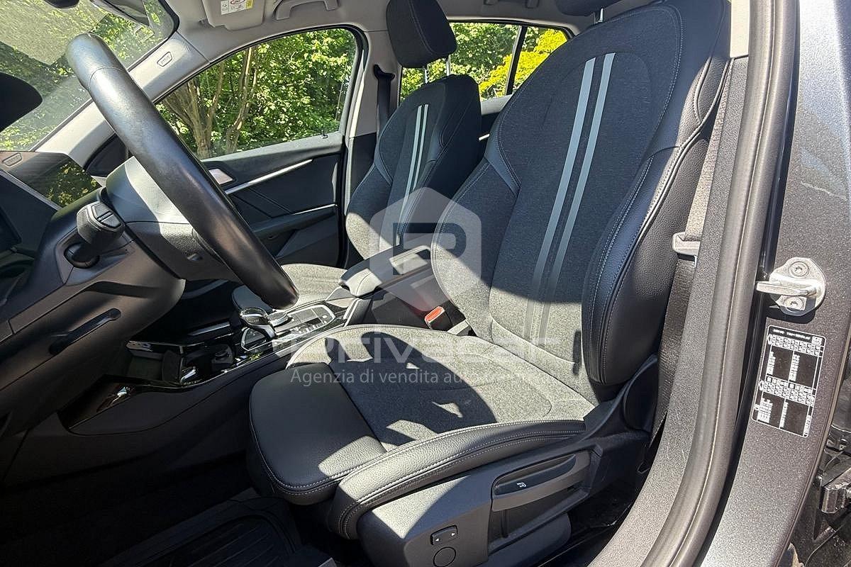 BMW 118i 5p. Business Advantage