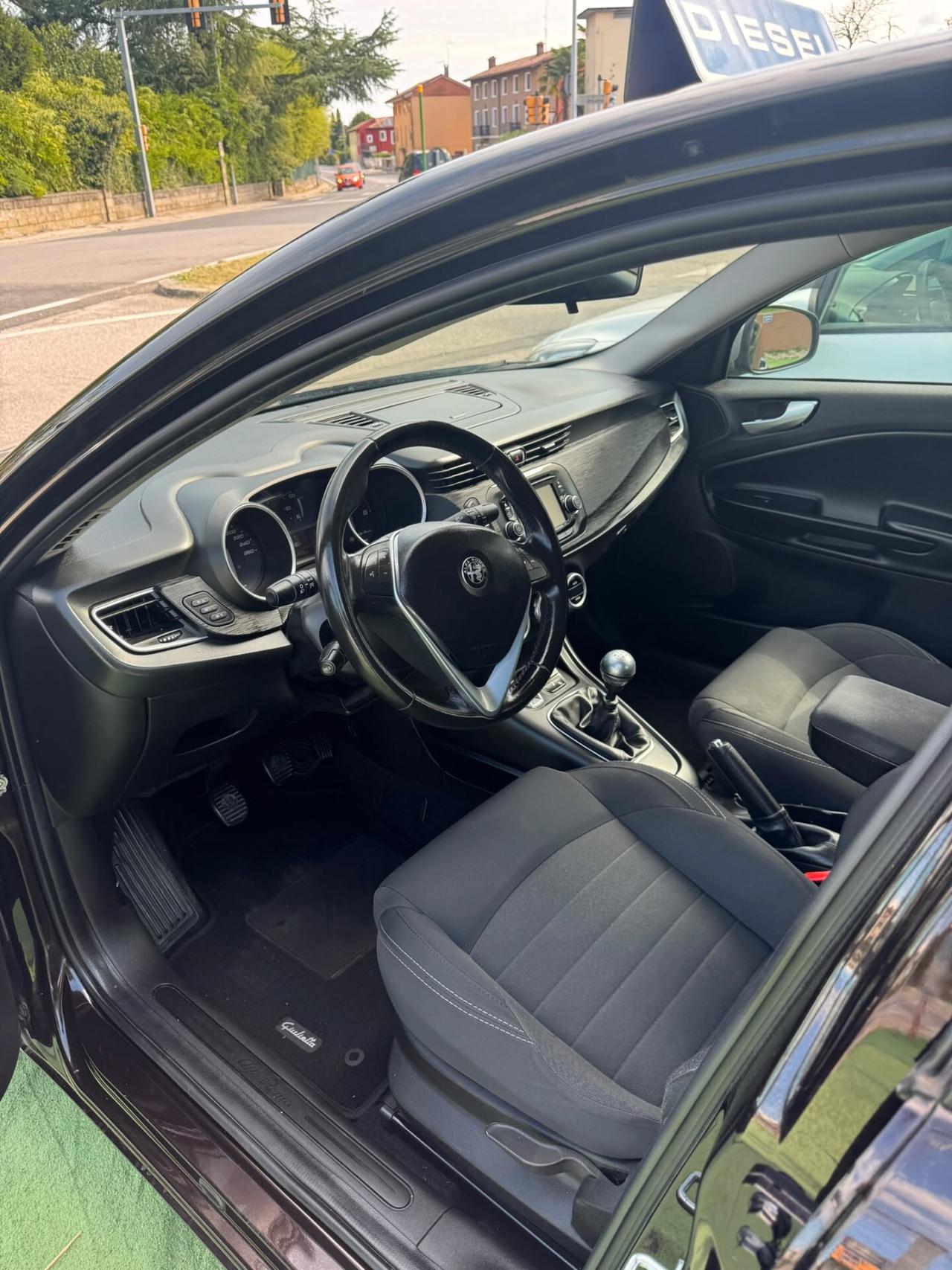 Alfa Romeo Giulietta 1.6 JTDm TCT 120 CV Super
