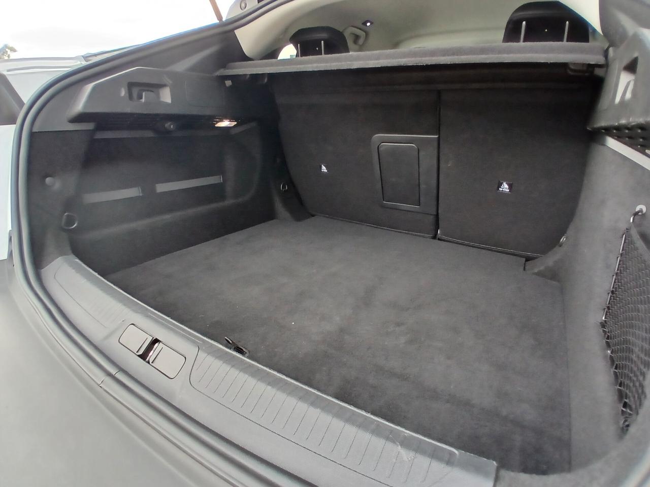 Peugeot 408 Hybrid 145 e-DCS6 Allure