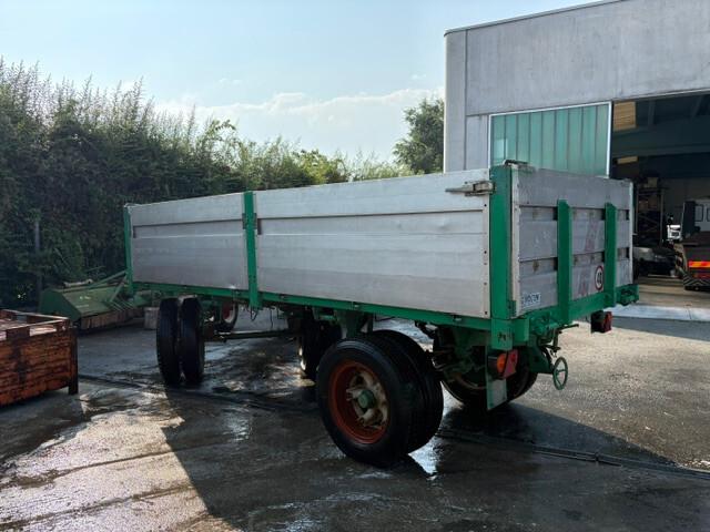Rimorchio agricolo Viberti 450 cm x 250 sponde e prolunghe paglia