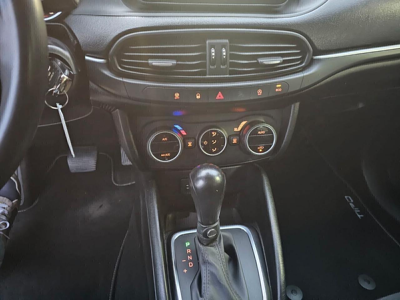 FIAT TIPO 1.6 MJT 120CV LOUNGE AUTOMATICA 06/2019