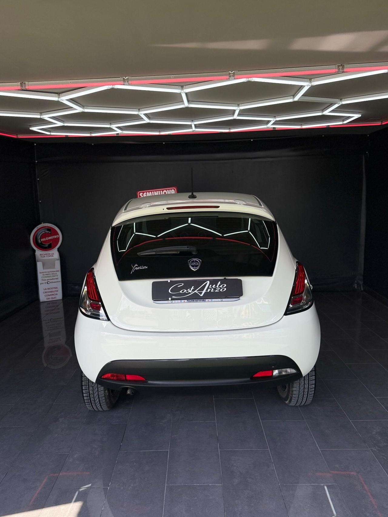 Lancia Ypsilon 0.9 TwinAir Gold 12/2020