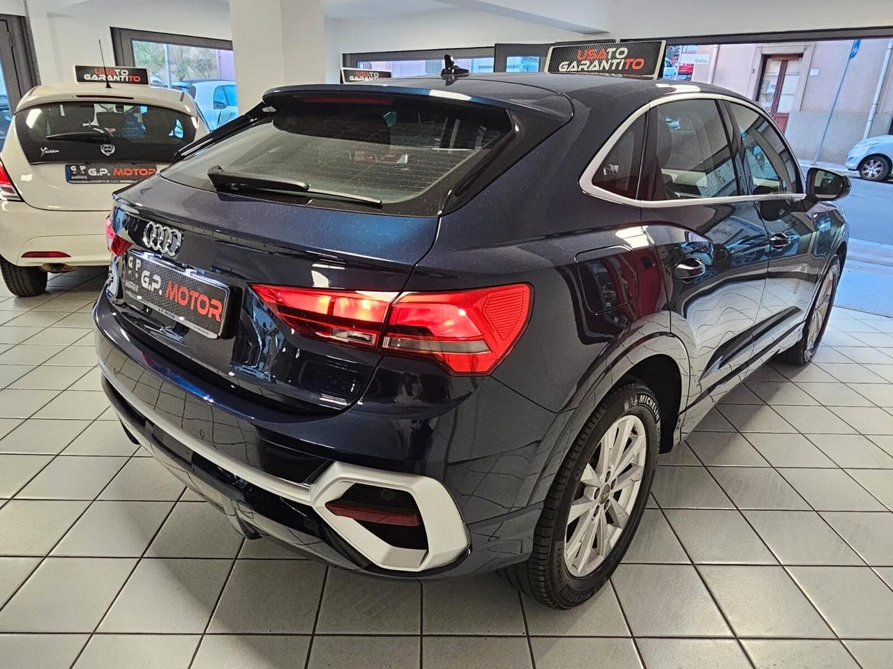 Audi Q3 35 TDI quattro S tronic Business