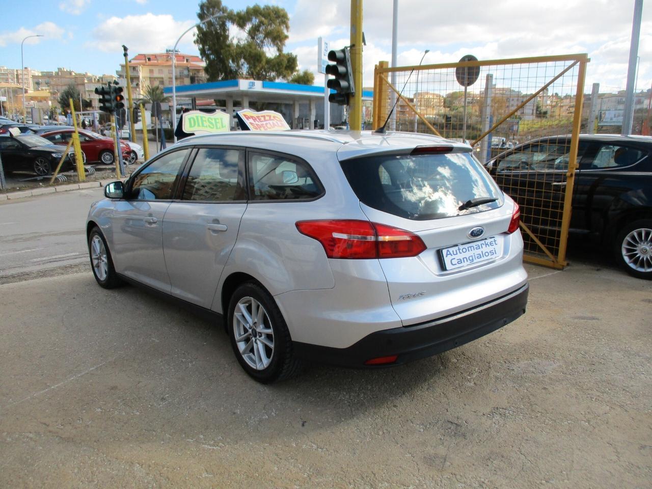 Ford Focus 1.5 TDCi SW FULL OPTIONAL 2015