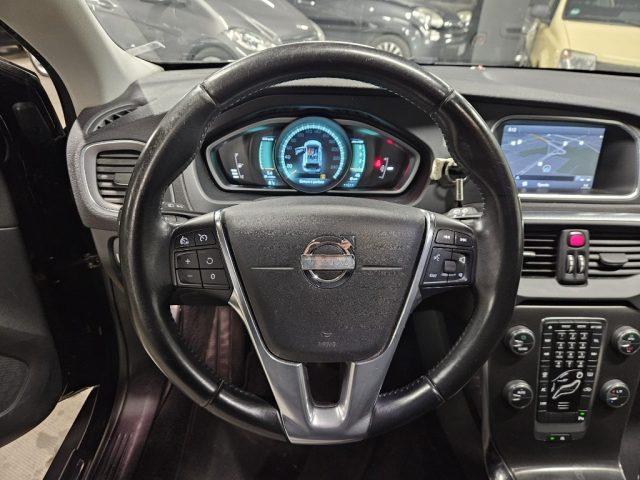 VOLVO V40 Cross Country D2 1.6