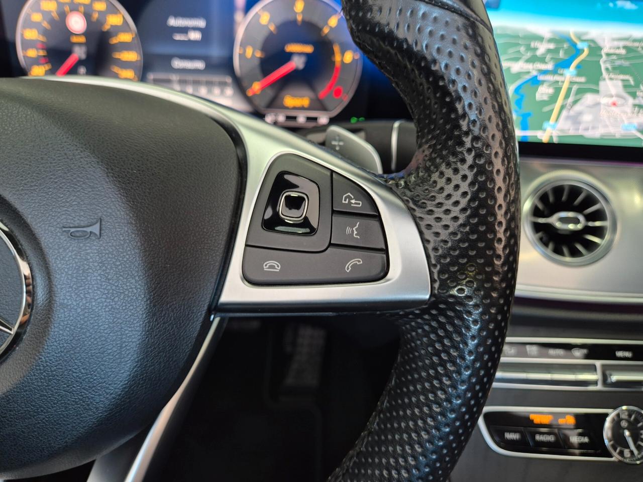 Mercedes-Benz E 220 d Cabrio Premium Plus AMG Line
