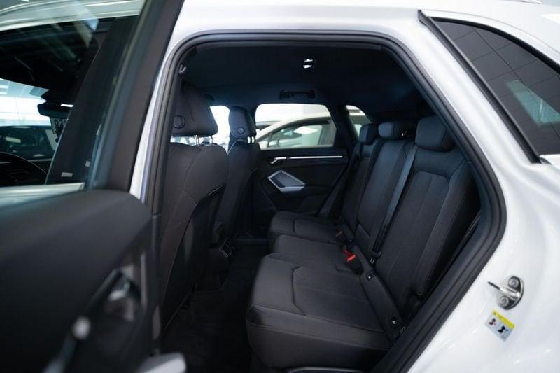 Audi Q3 tdi Business Advanced s-tronic
