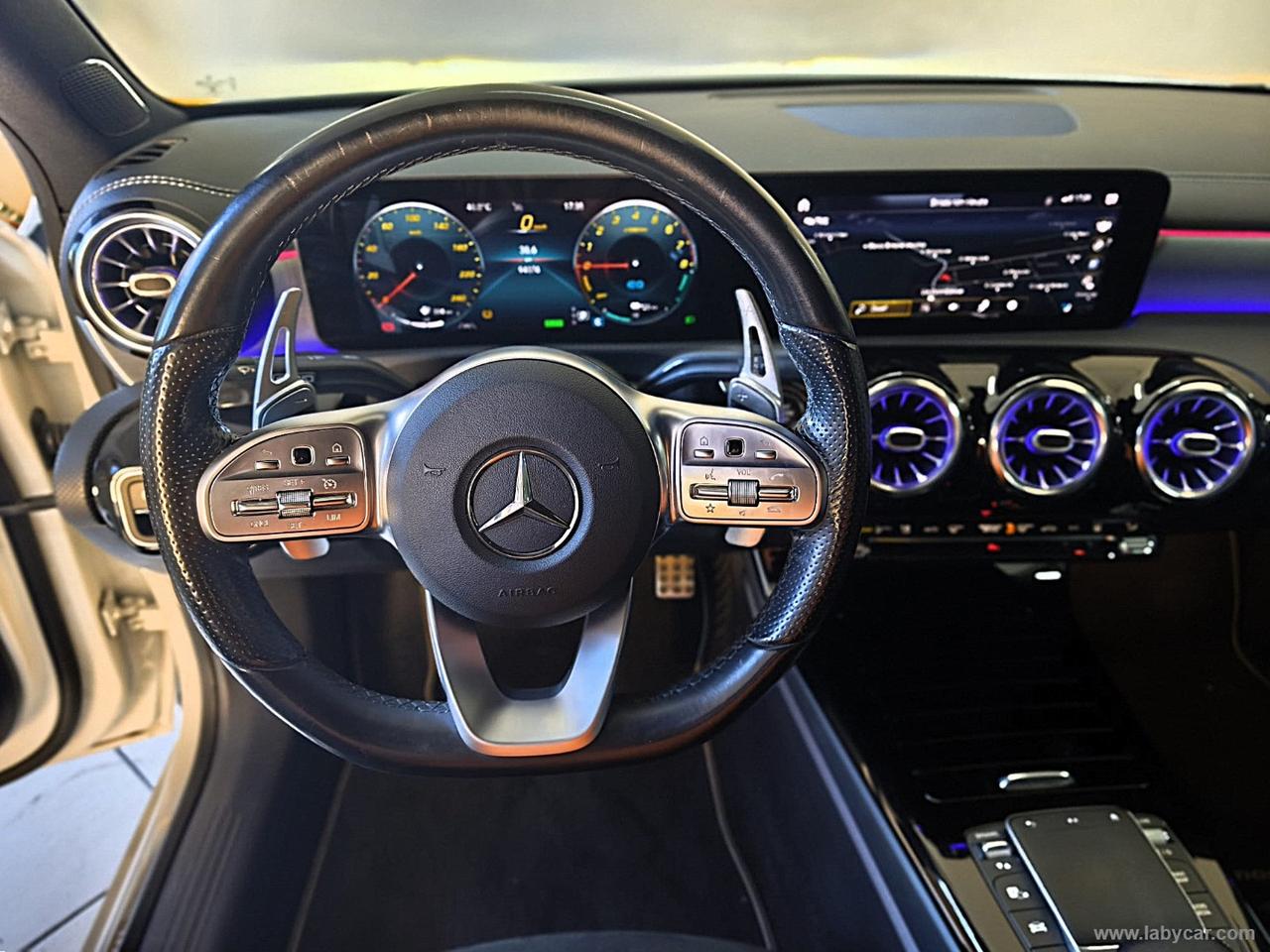 MERCEDES-BENZ A 250 e Aut. EQ-Power Premium AMG 95.000KM*PLUG-IN