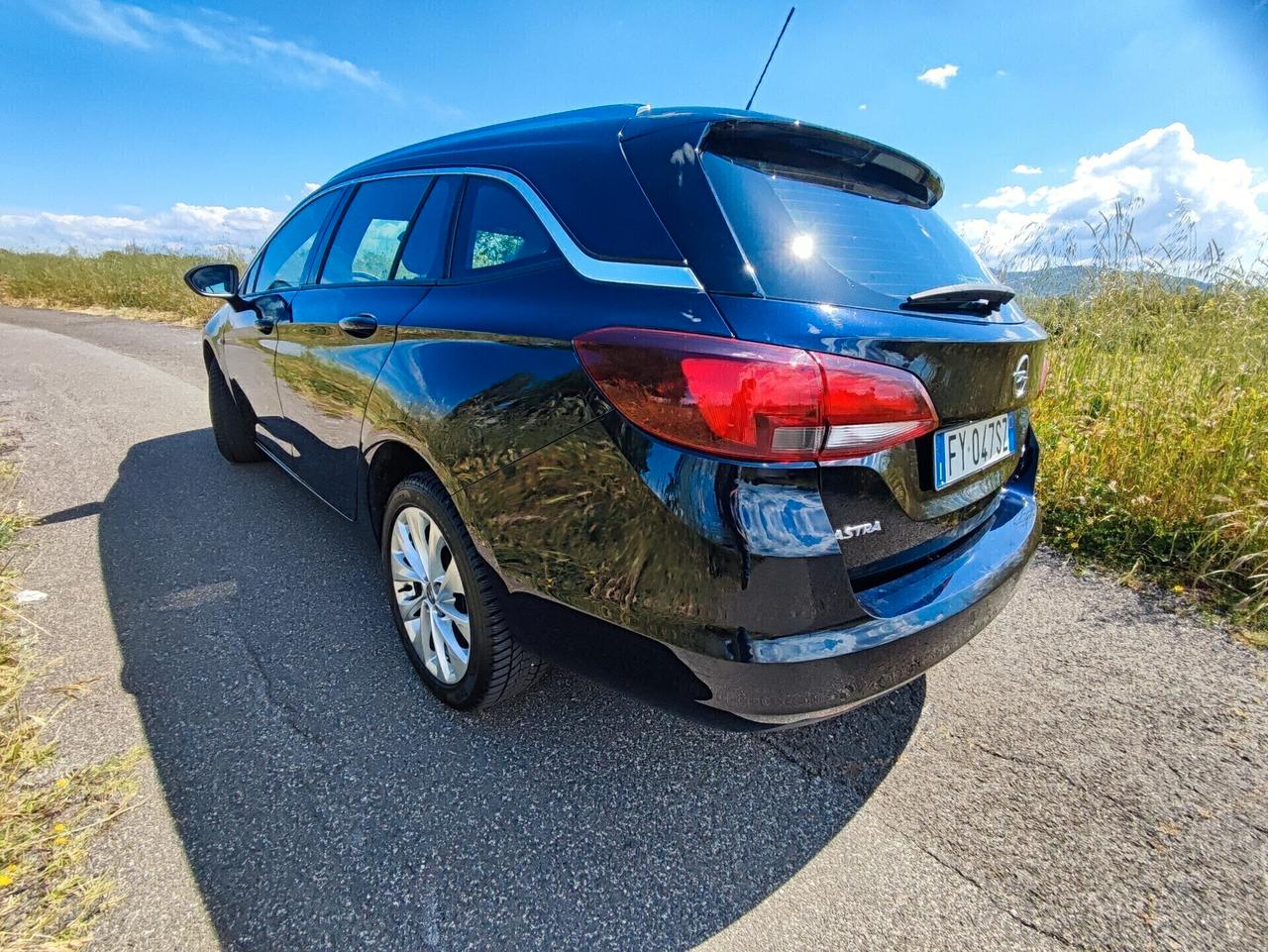 Opel Astra 1.4 Turbo 110CV EcoM Sports Tourer Innovation