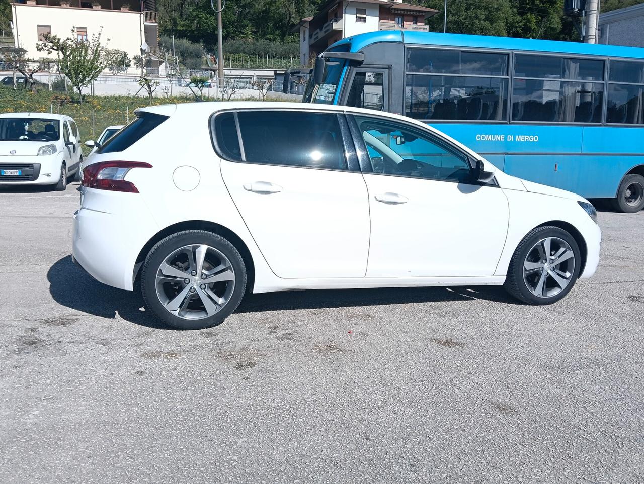 Peugeot 308 BlueHDi 120 S&S Active