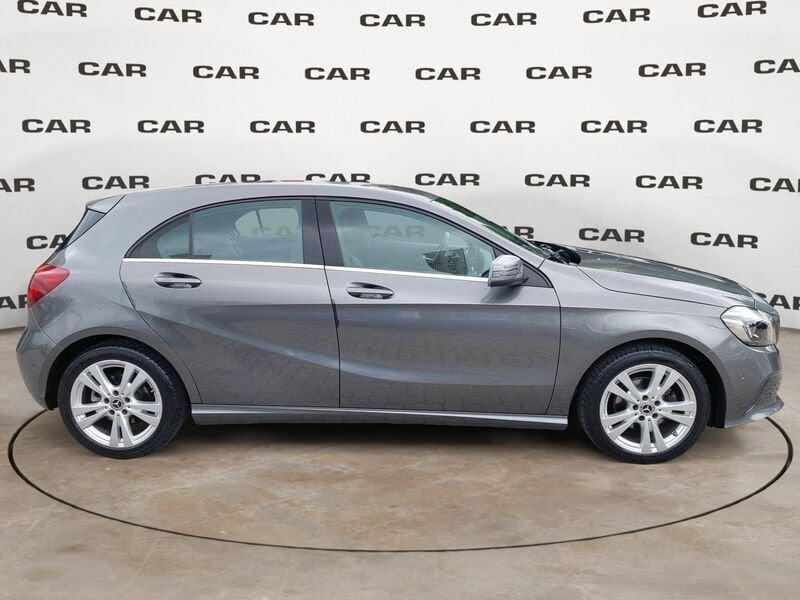 Mercedes-Benz Classe A A 180 d Automatic Premium
