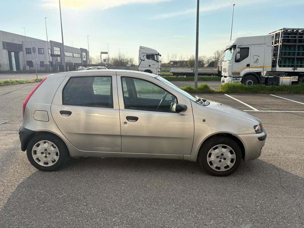 Fiat Punto 1.2i cat 5 porte ELX