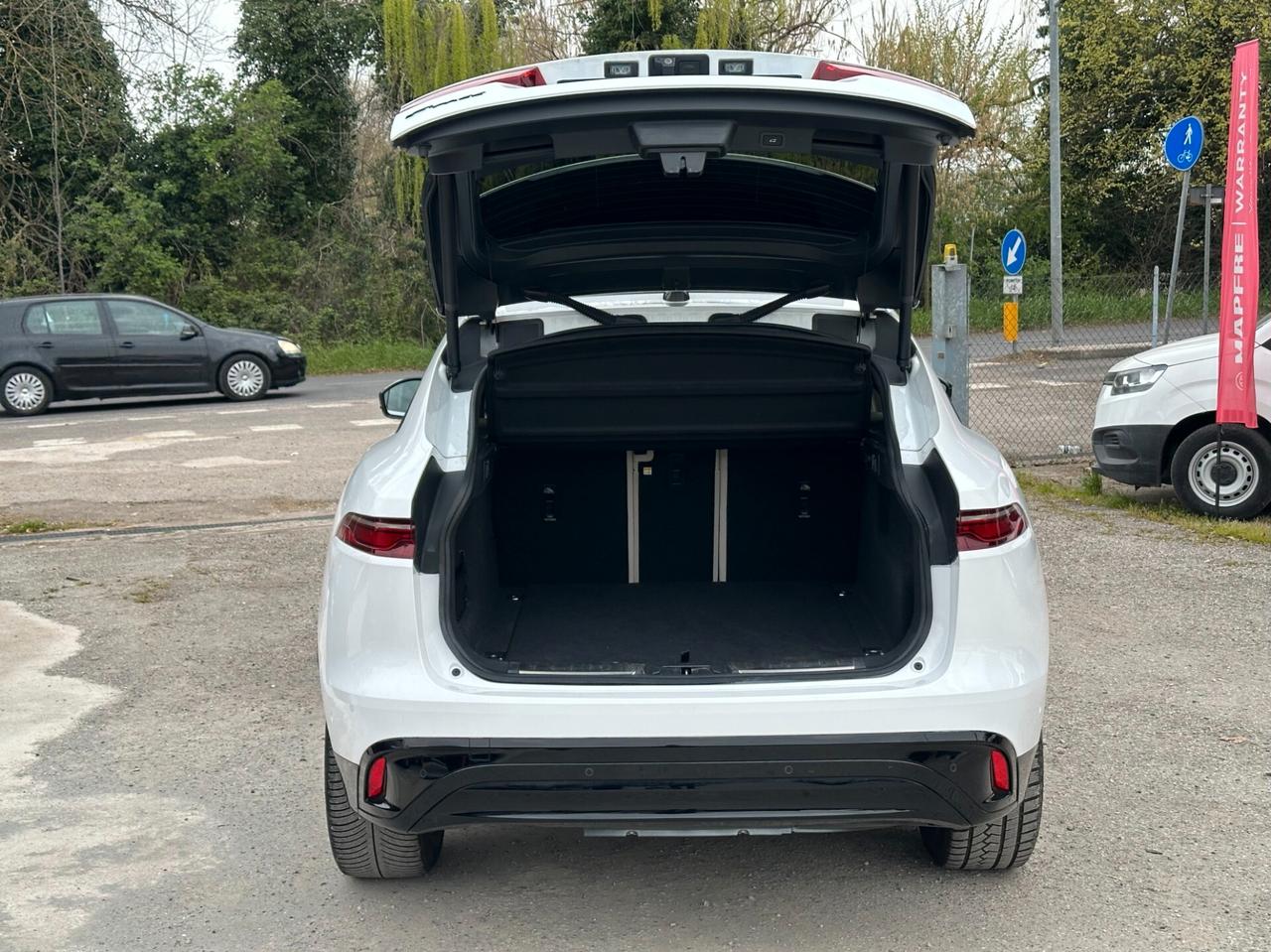 Jaguar F-Pace 2.0d i4 mhev SE awd 163cv auto