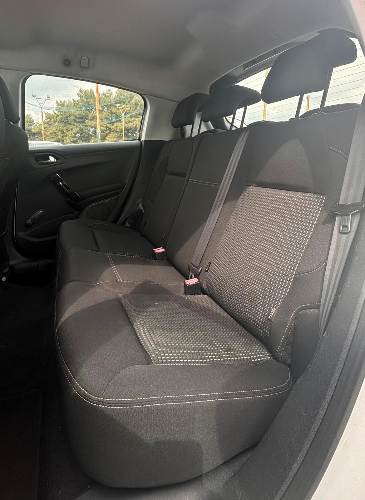 Peugeot 208 1.4 HDi 68 CV 5 porte Active