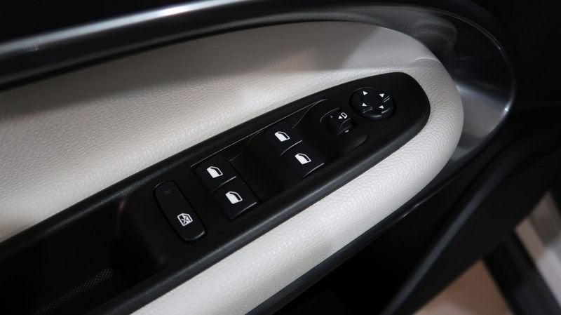 FIAT 600 1.2 Hybrid 100cv La Prima