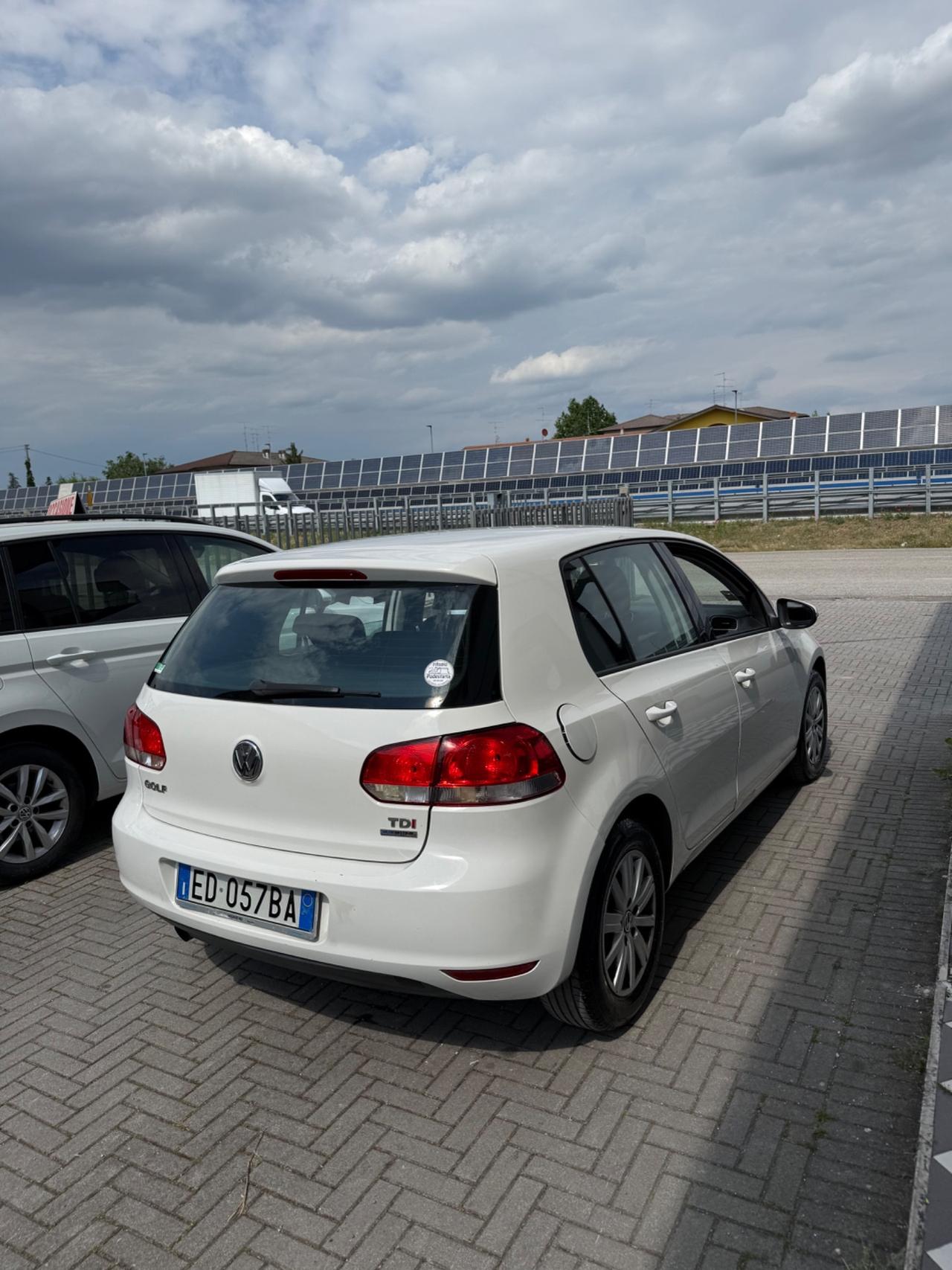 Volkswagen Golf 1.6 TDI DPF 3p. Comf. BlueM. Tech.
