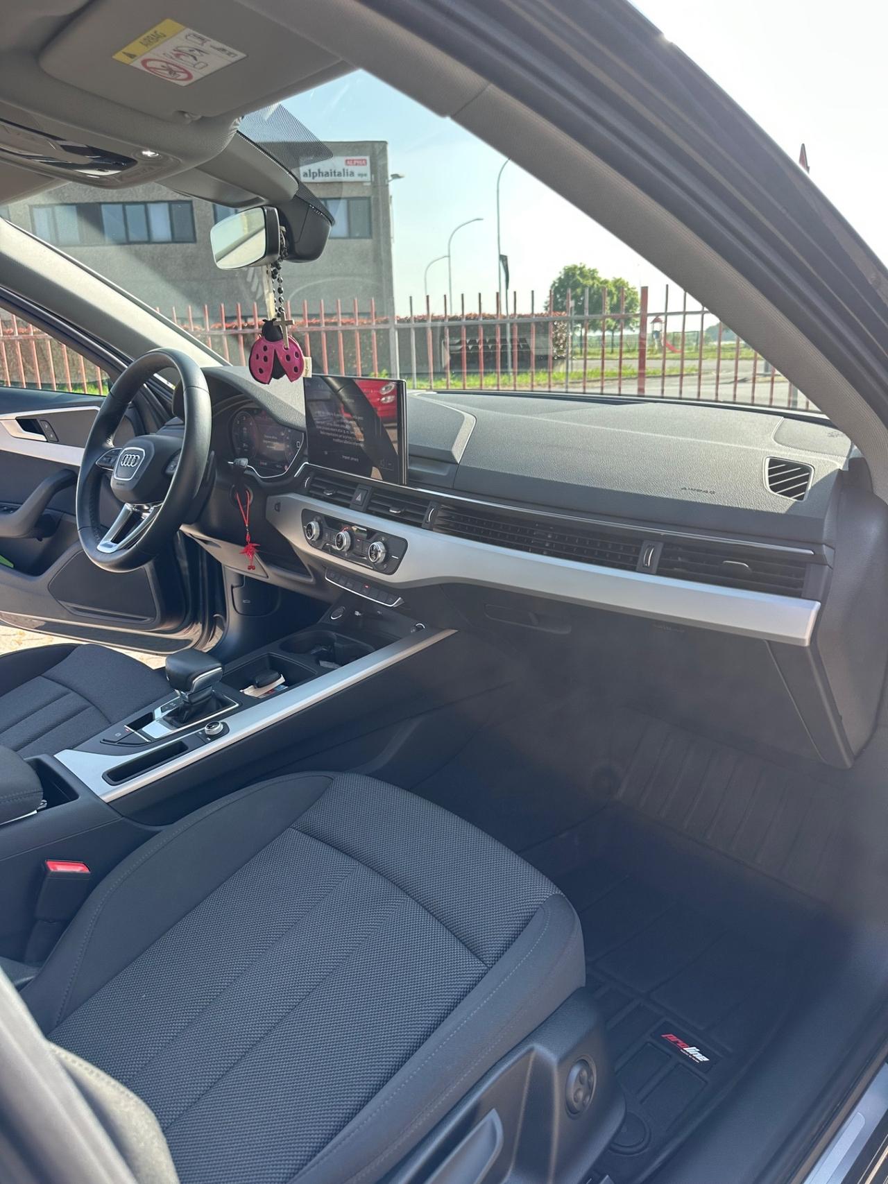 Audi A4 Avant 35 TDI/163 CV S tronic Business Advanced