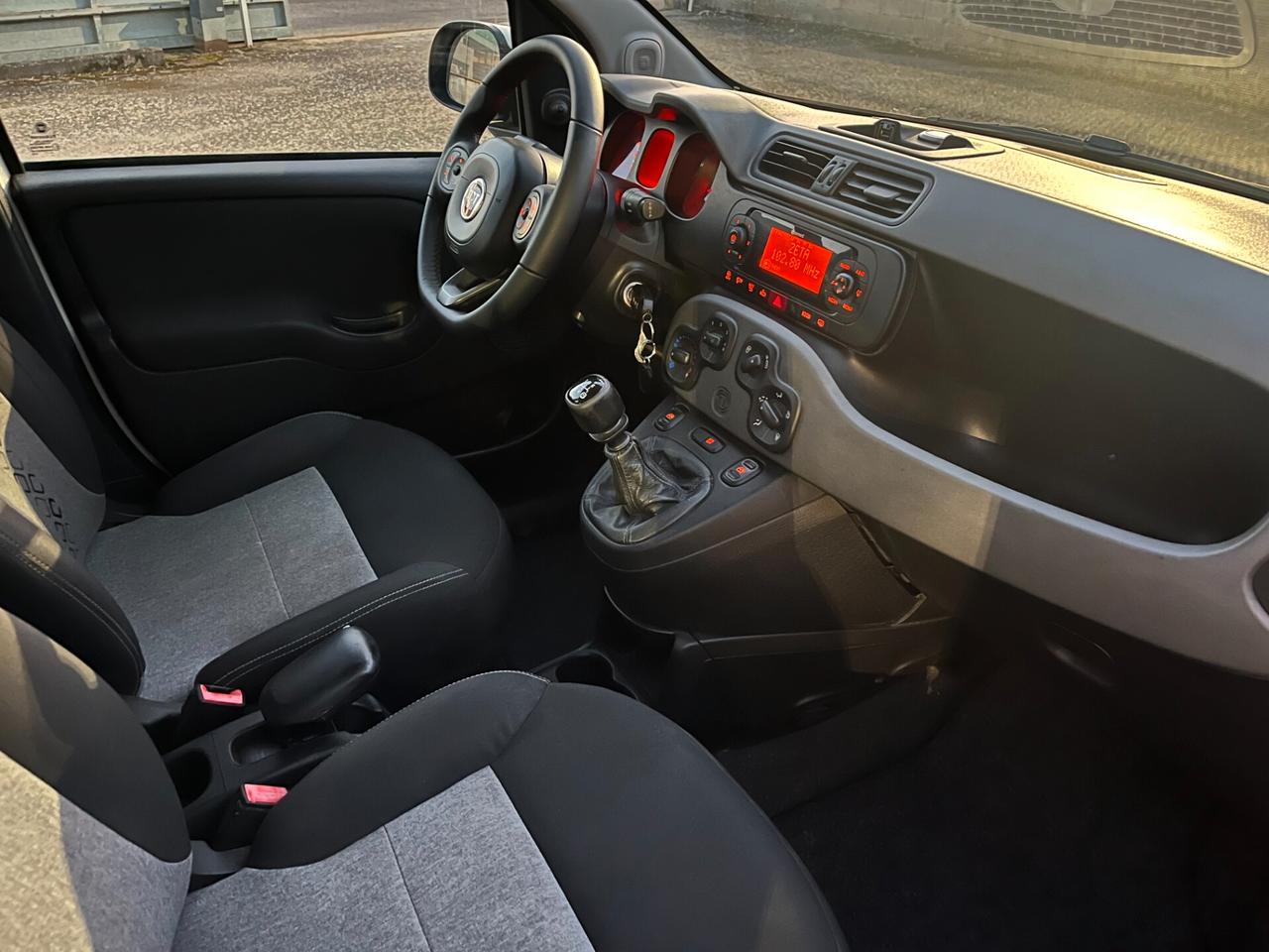 Fiat Panda 1.2 69cv E6 Lounge Hatchback 5-door