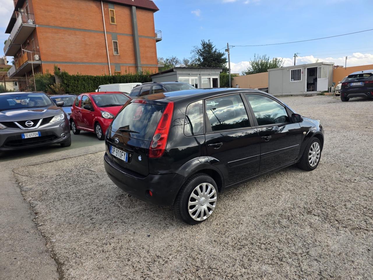 Ford Fiesta 1.6 TDCi 5p. Ghia