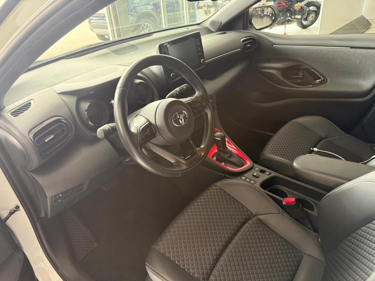 Toyota Yaris 1.5 Hybrid 5 porte Premiere