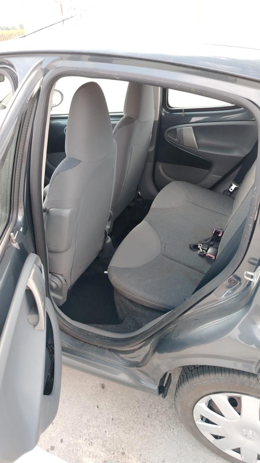 Peugeot 107 5 porte