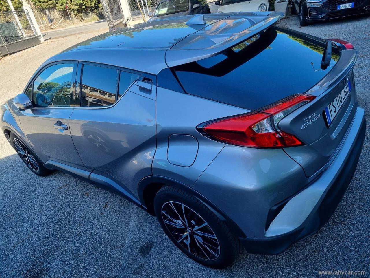 TOYOTA C-HR 1.8 Hybrid E-CVT Trend