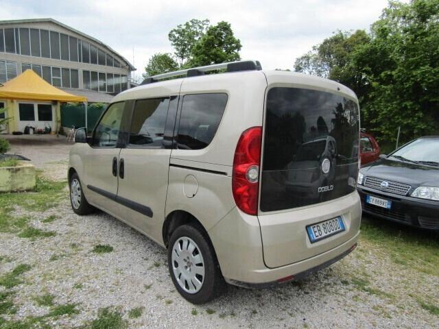 Fiat Doblo Doblò 2.0 MJT 16V Emotion con GANCIO